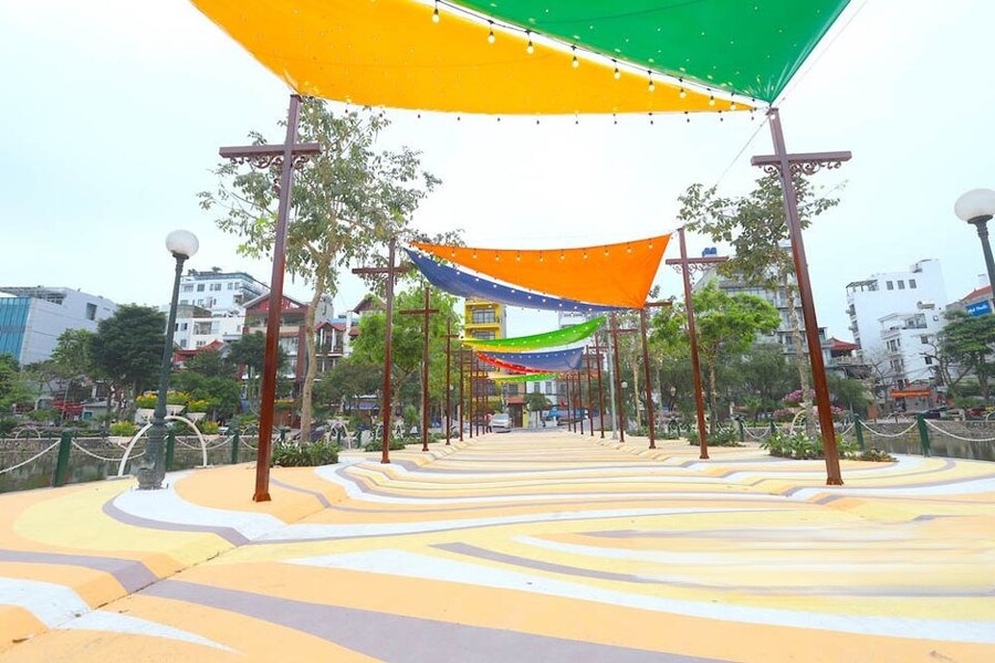 Trinh Cong Son walking street, the festival venue