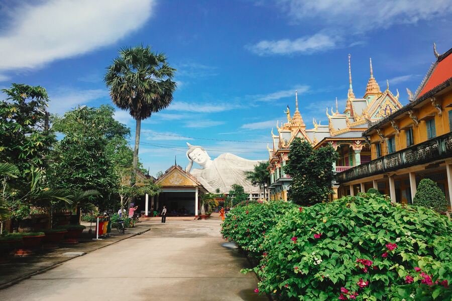 A peaceful corner in Som Rong Pagoda