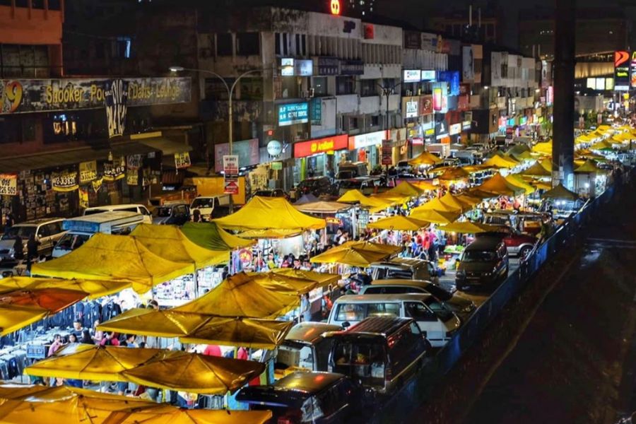 Taman Connaught Night Market