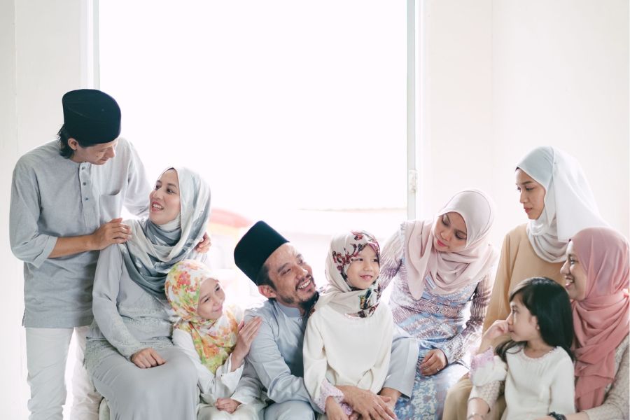 Families gathering for Hari Raya Aidilfitri festival 