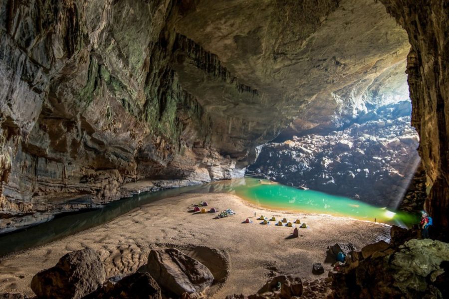The poetic beauty inside Hang En