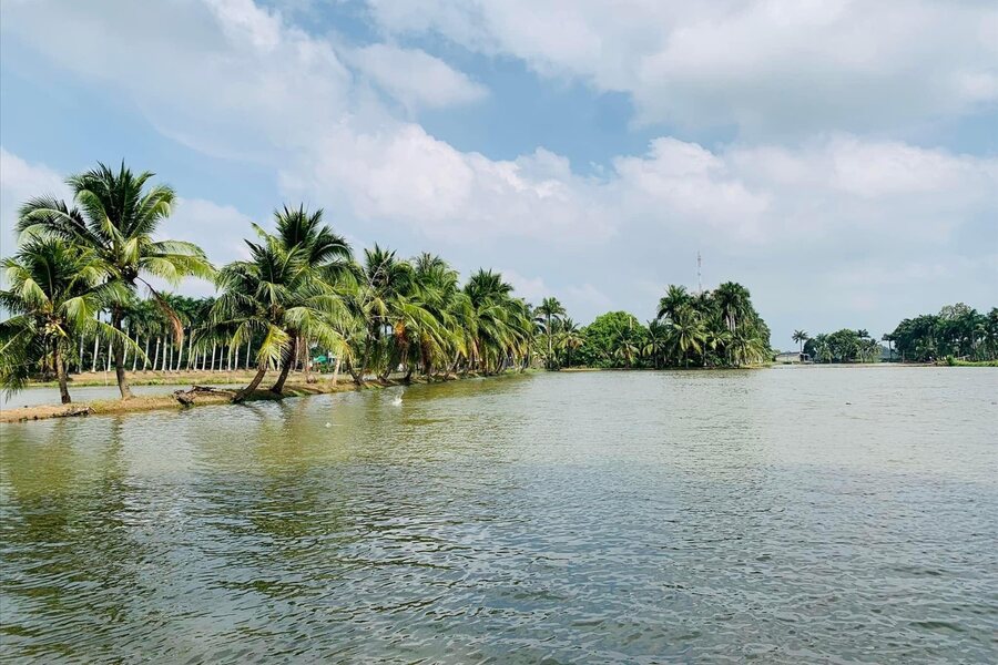 A peaceful atmosphere in Con Son. Photo: Dan toc va phat trien Newspapers