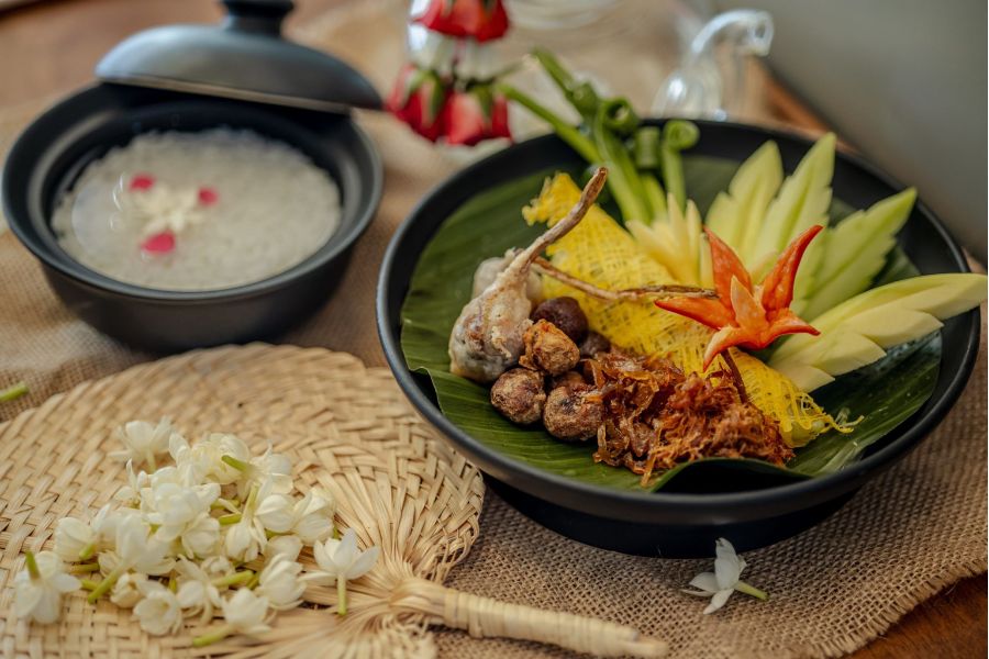 Khao Chae.