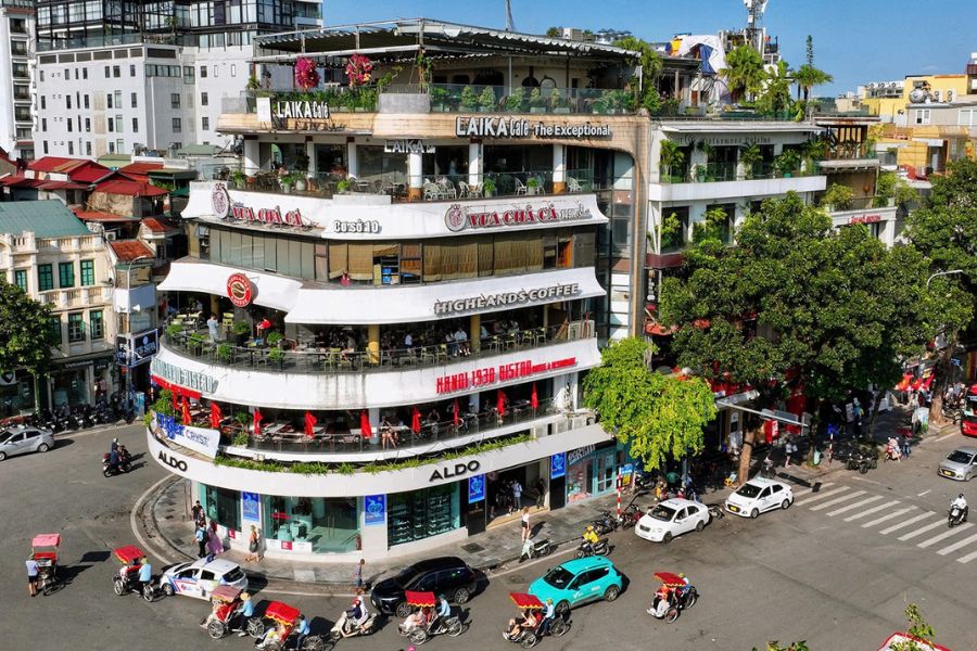 Highlands Coffee in the Shark Jaw Hanoi