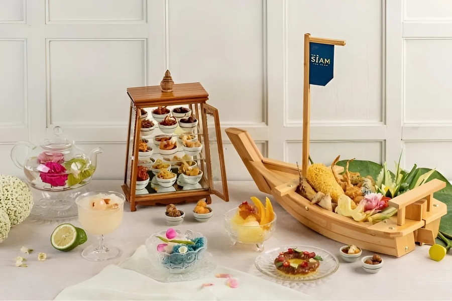  Set menu at The Siam Tea Room, overlooking Bangkok's River of King. Photo: The Siam Tea Room