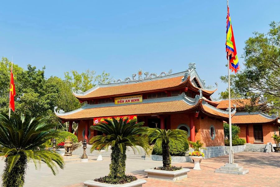 The beauty of An Sinh Temple