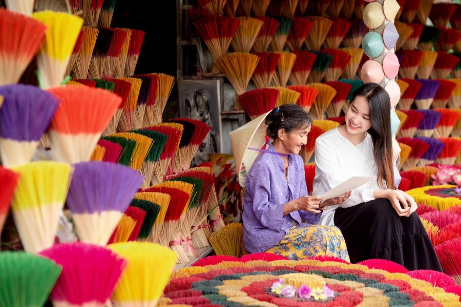 Engaging the local community in tourism