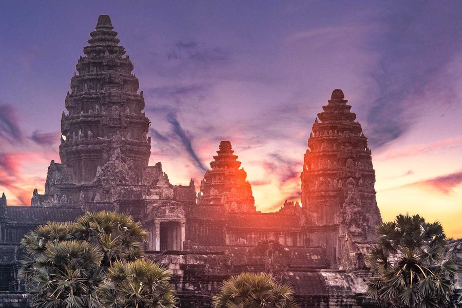Don't ever miss the glorious sunrise at Angkor Wat. Photo: Global Castaway