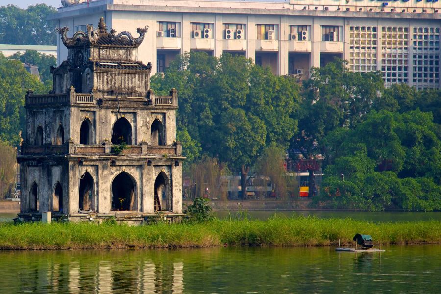 Hoan Kiem Lake 