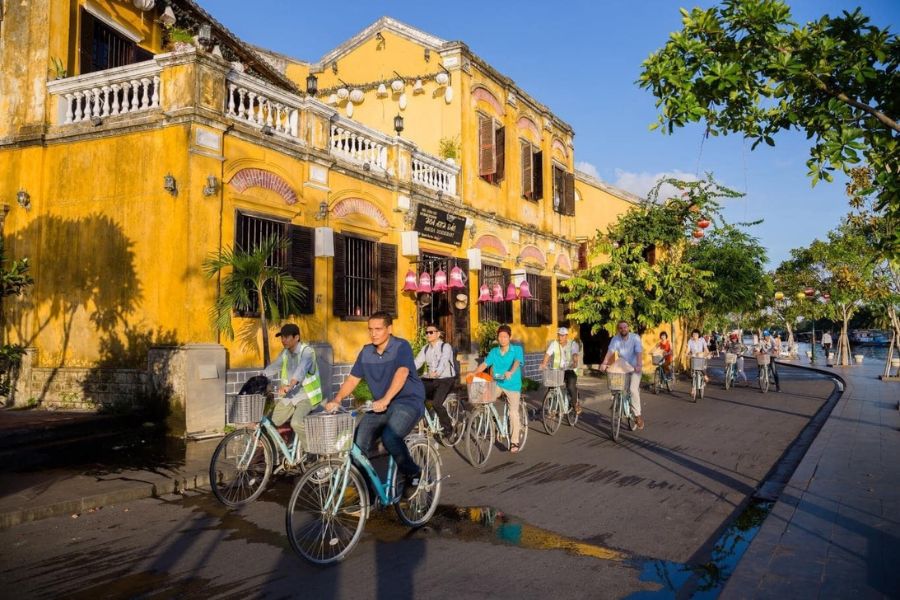 Visitors can choose to go by bicycle