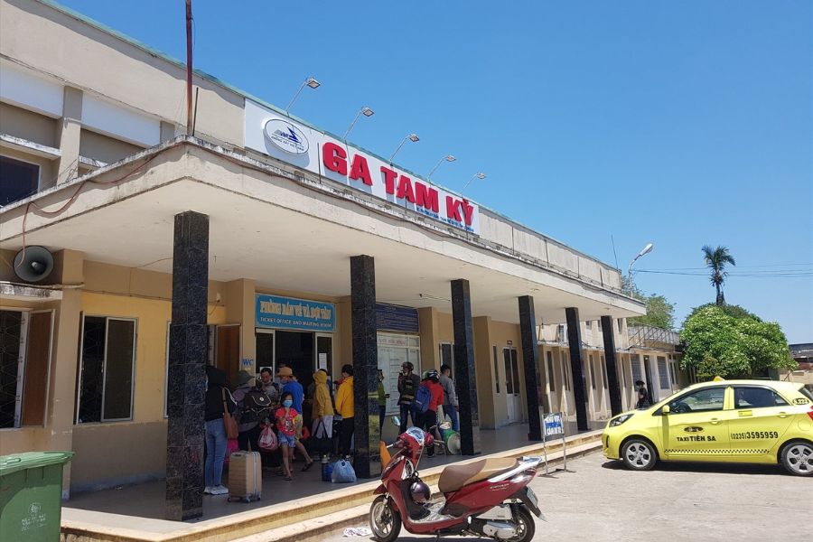Tam Ky Station