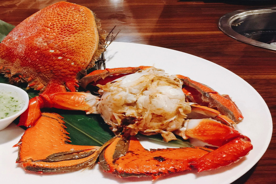 Huynh de crab has plenty of meat in its shell. Photo: Hai San Hoang Gia
