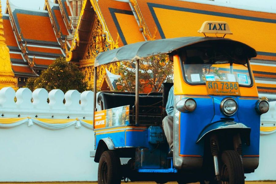 Popular transportation options in Thailand 