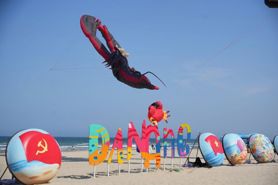 The Enjoy Da Nang Festival is held annually to boost Da Nang’s summer tourism