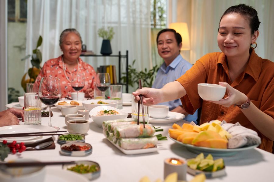 Cultural etiquette in Vietnam