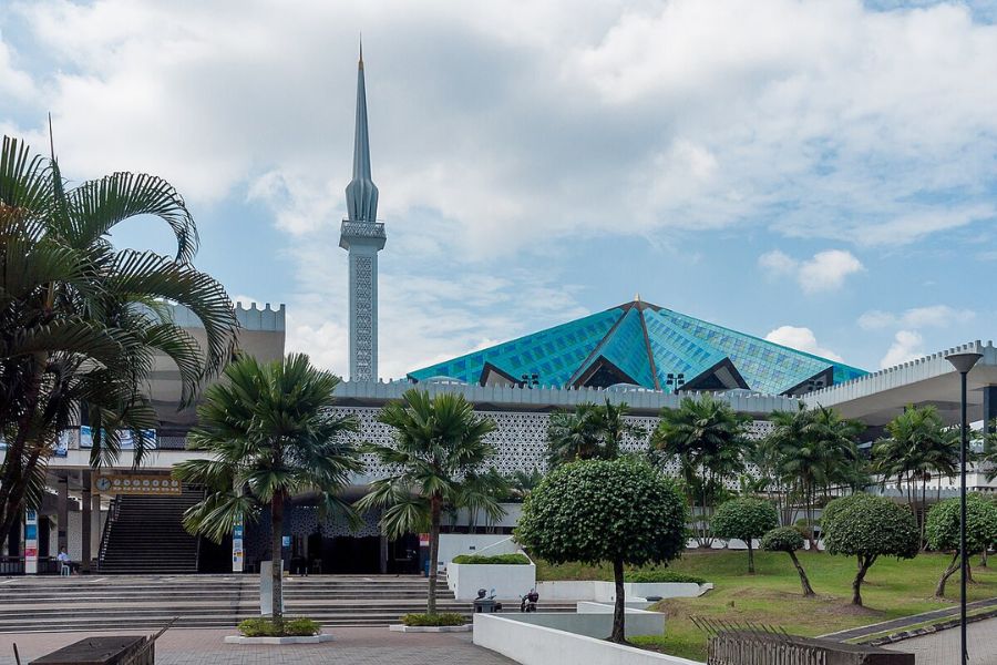 Wonderful National Mosque in Kuala Lumpur