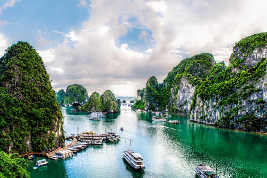 A Halong cruise is an experience every traveler dreams of