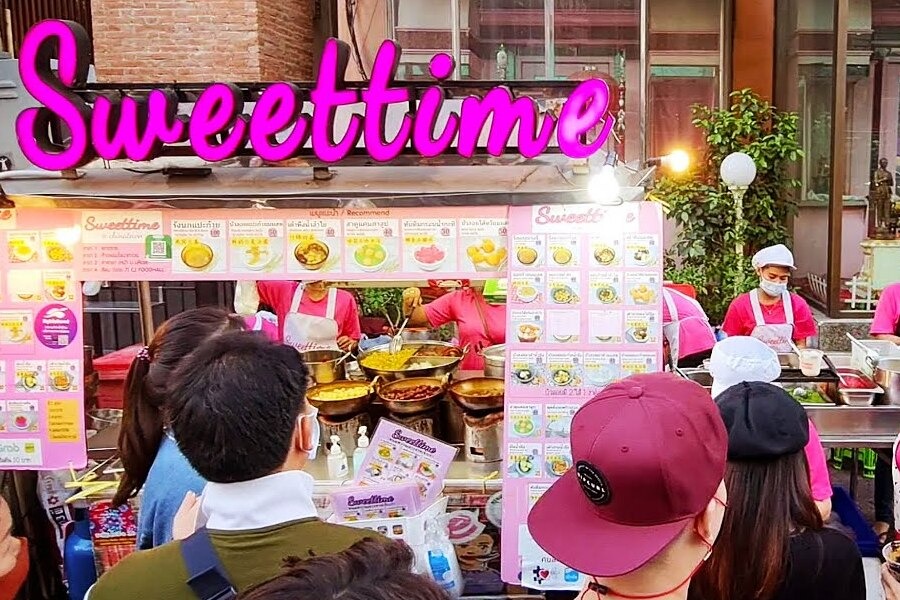 Enjoying Street Food Together on Yaowarat Street