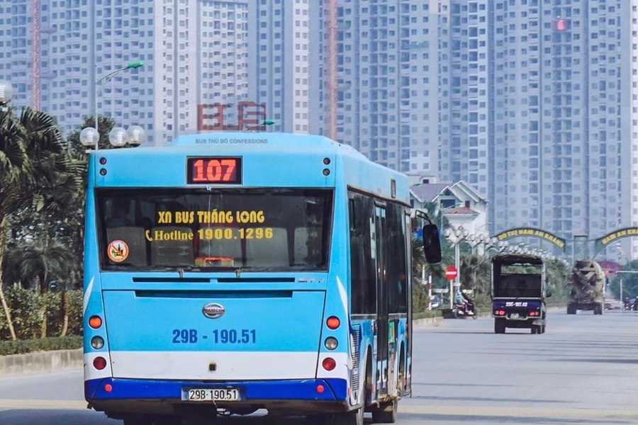 Travel to Ethnic cultural village 