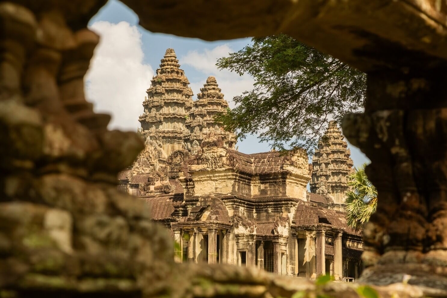 Cambodia spring scenery is very beautiful. Source: Minh Anh Travel
