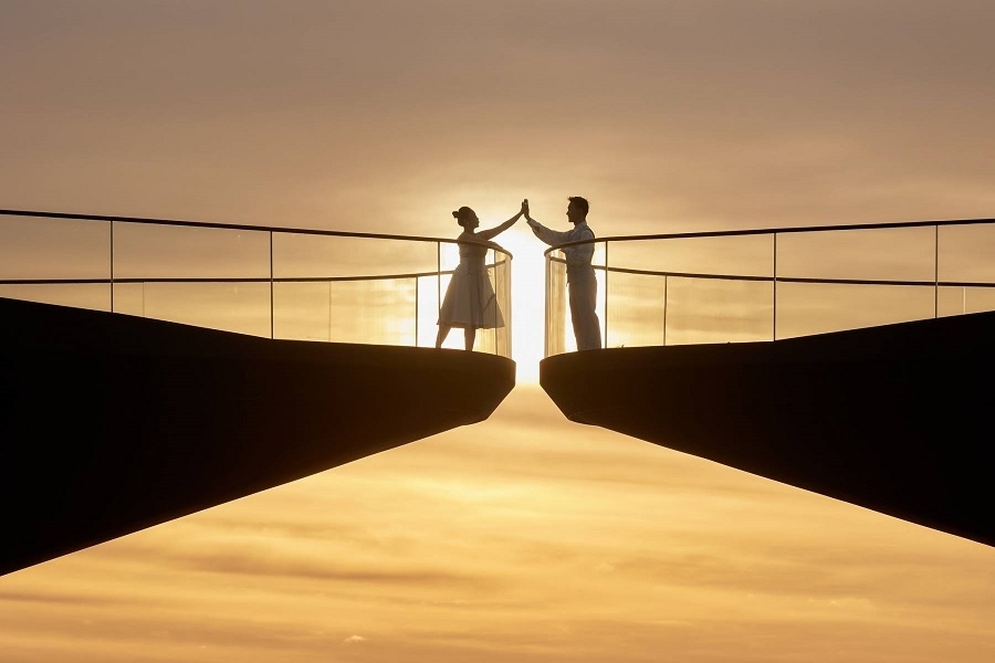 Kissing Bridge is a perfect check-in spot for couples