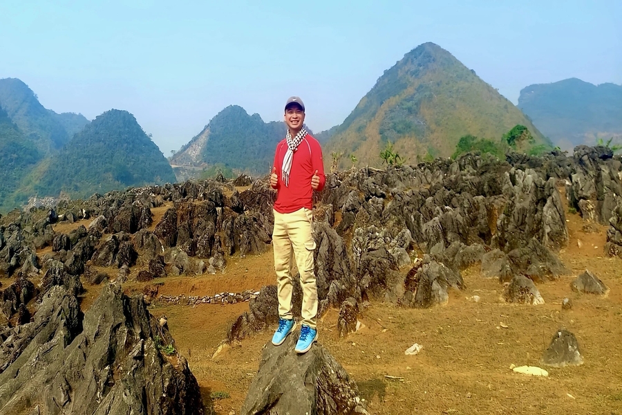 Climbing to explore the ancient limestone system is an exciting activity. Source: Vietgiaitri
