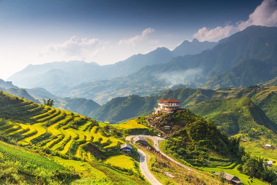 Stunning terraced fields view in Muong Hoa Valley. Photo: Phuotvivu