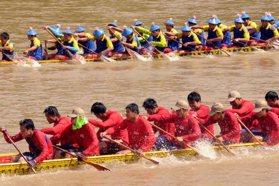 The boat race is a ritual to express gratitude to the heavens and the earth