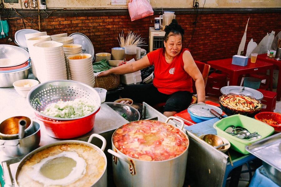 Ms. Thao is grumpy because she has had many rude customers. Photo: aFamily