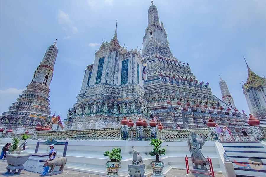 wat arun thailand