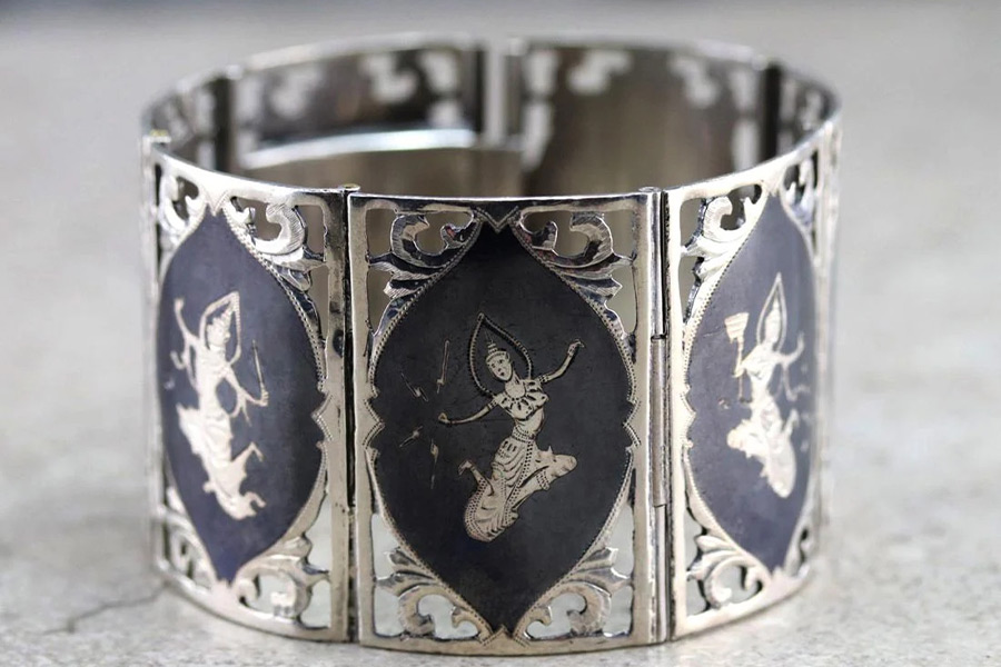 A Thai nielloware accessory - Thai souvenirs