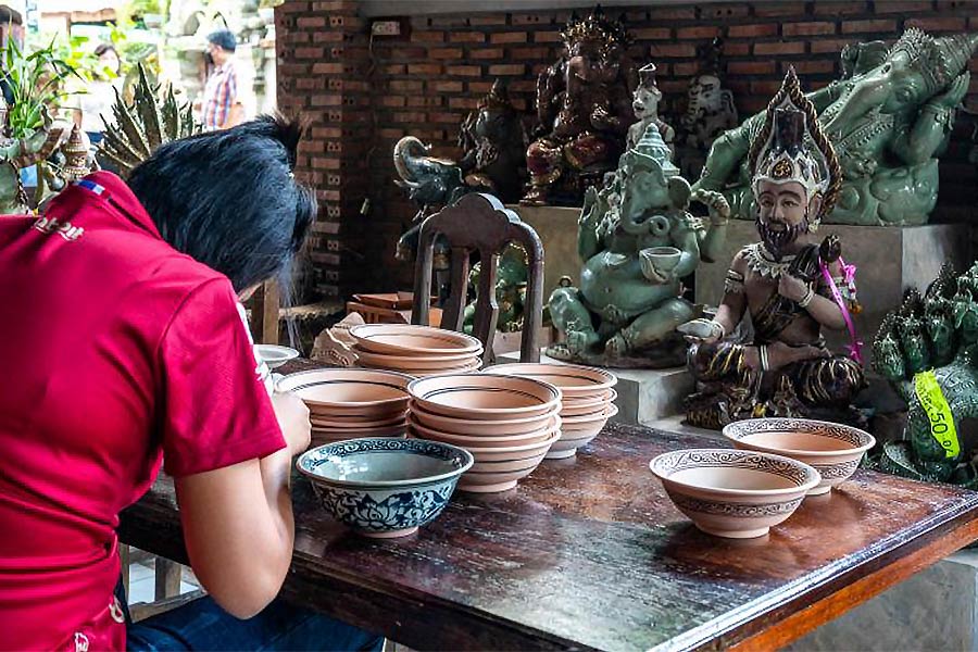 Traditional carving in Sukhothai