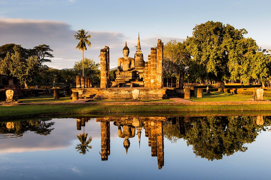Visiting Sukhothai is like traveling through time to a bygone era