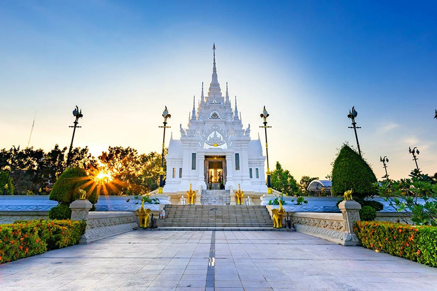 What to do in Surat Thani