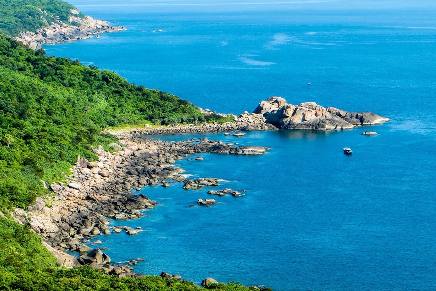 The panoramic view of Queen Beach. Source: Vinpearl