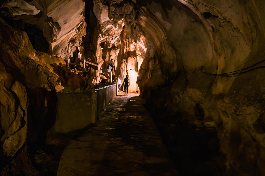 Tham Chang Cave