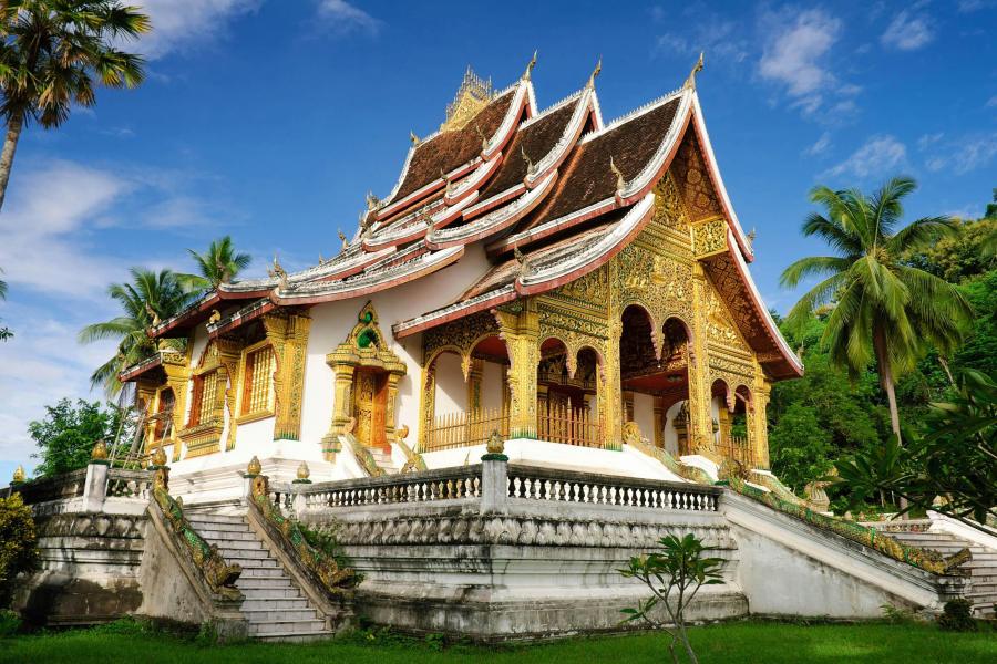 Necessary documents for entering Laos (Cre: unflash)