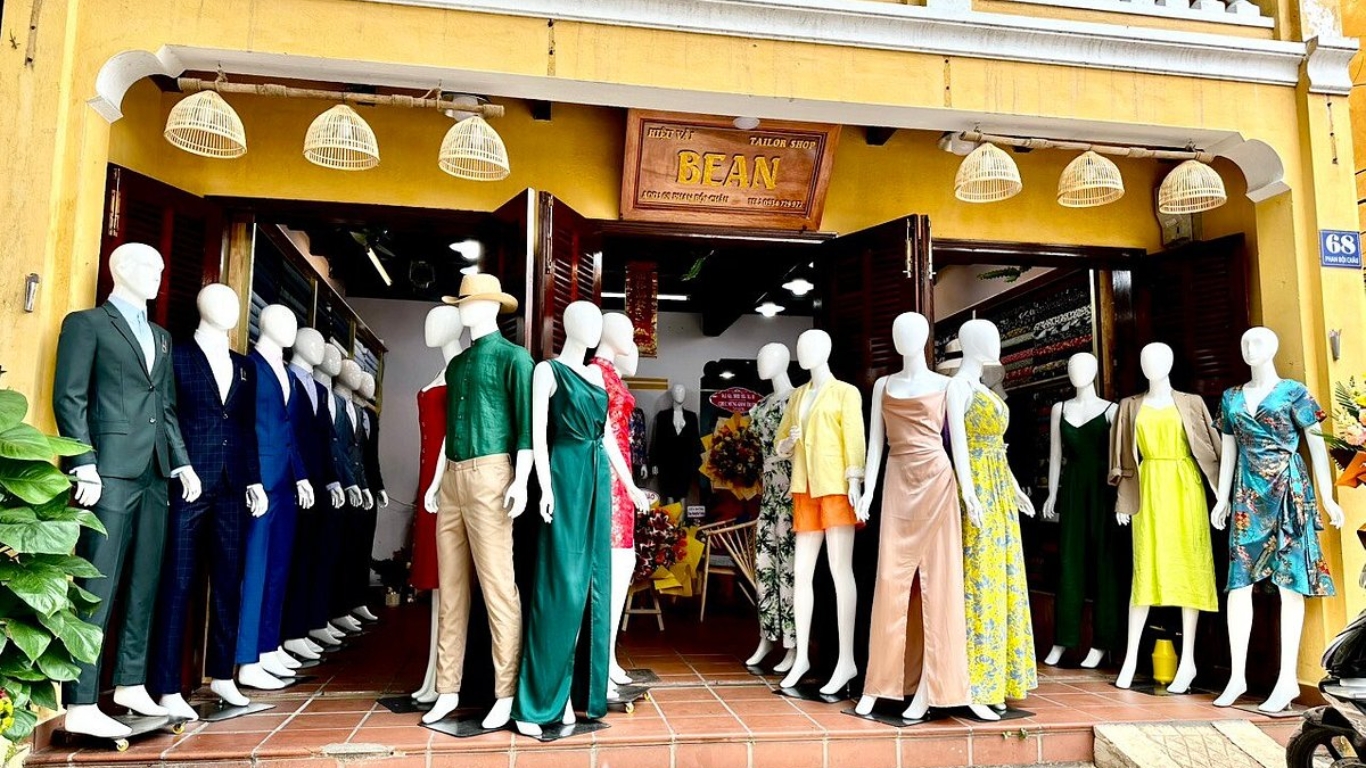 A tailor shop in Hoi An
