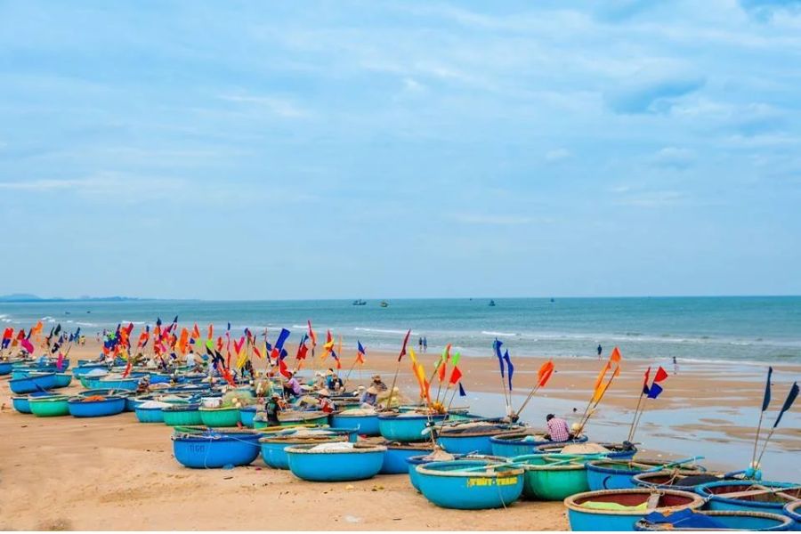 Best Time to Visit Phuoc Hai Beach