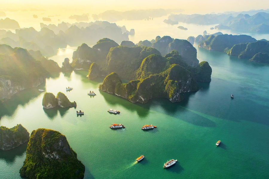  Ha Long Bay – a UNESCO World Natural Heritage site.
