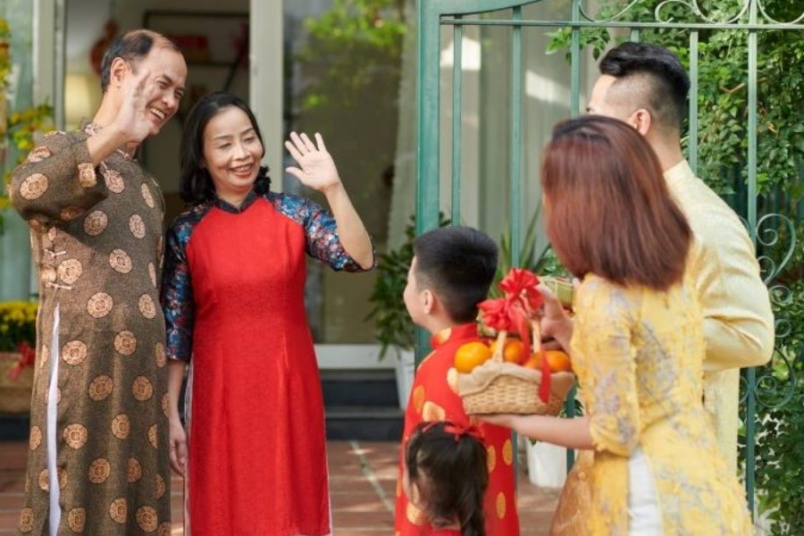 First Visitor of the Year may determine the family’s luck