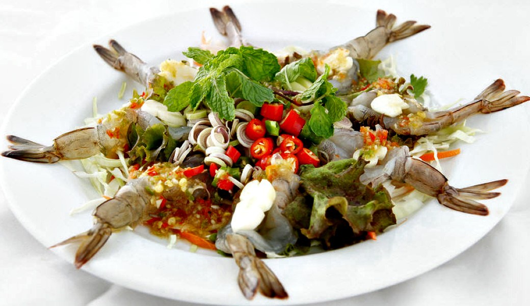 Goong Chae Nam Pla
