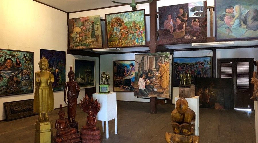 National Institute of Fine Arts. 