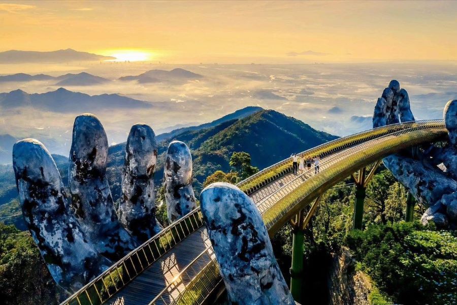 Golden Bridge - The famous symbol of Da Nang