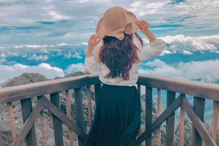 On the Fansipan, you might feel like you can reach out and touch the sky 