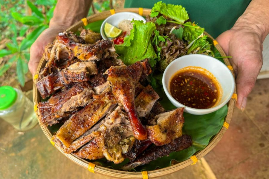 Co Lung Duck - must-try in Pu Luong cuisine&nbsp;