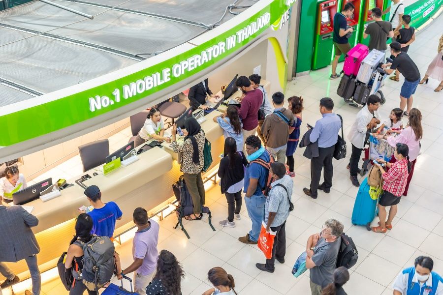 Buy Thailand SIM Card at Bangkok Suvarnabhumi Airport arrivals area