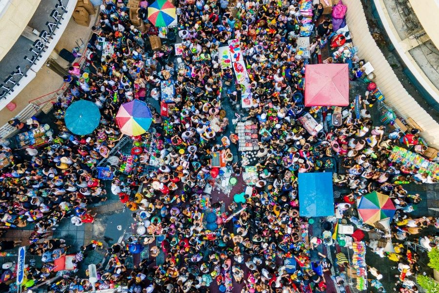 Many Thai and foreign tourists joining the fun Songkran festival