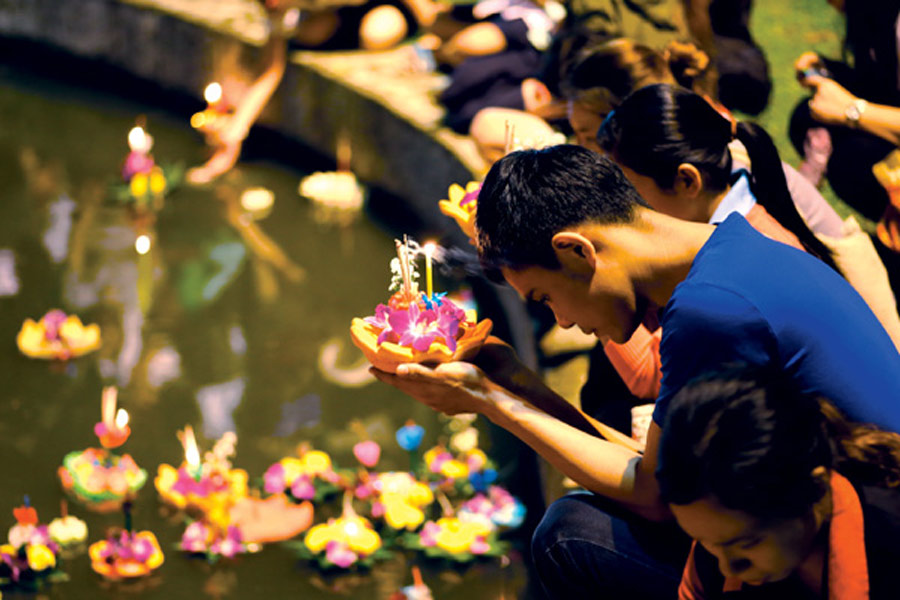 Loy Krathong - Thailand Festival