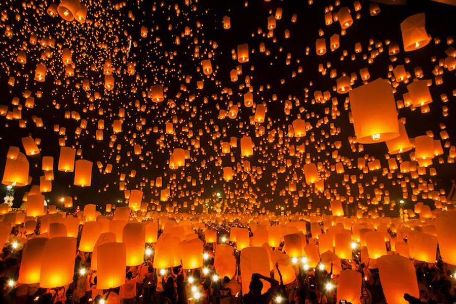 Yi Peng - Thailand Festival